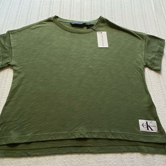 Calvin Klein Women's Small Green Cropped Short Sleeve Tee - Picture 1 of 6